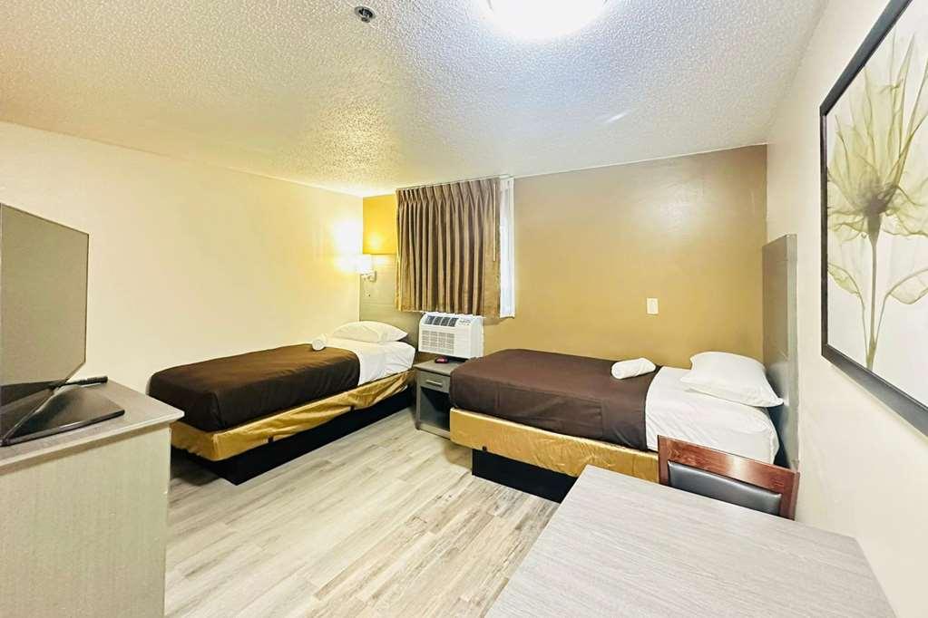 Suburban Studios Abercorn Саванна Номер фото